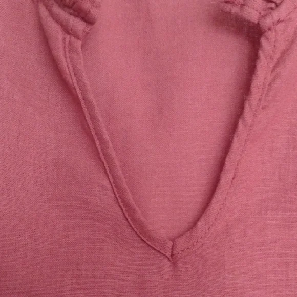 Elegant Ruffled Red Blouse - Picture 7 of 8